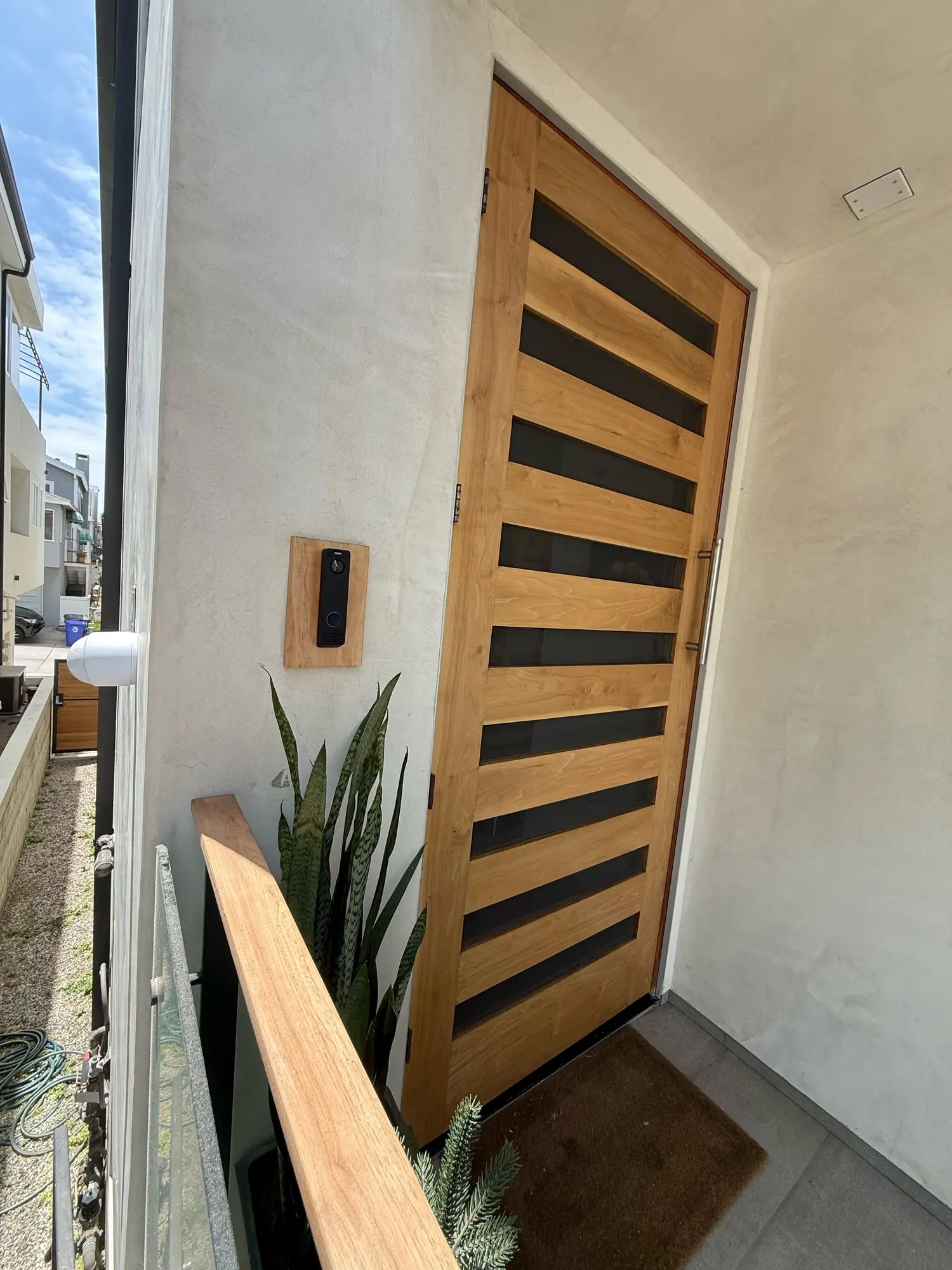Doorbell camera at the front door
