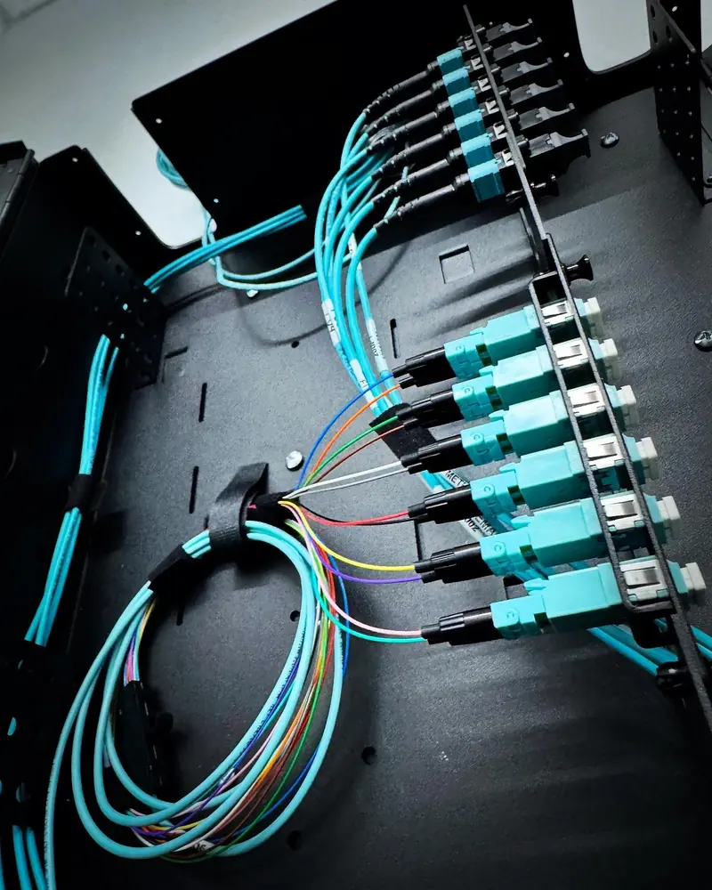 Fiber patch panel with patch cords